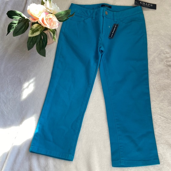 NWT CHAPS Size 2P Slimming Capris Designed To Flatter You - Picture 1 of 8